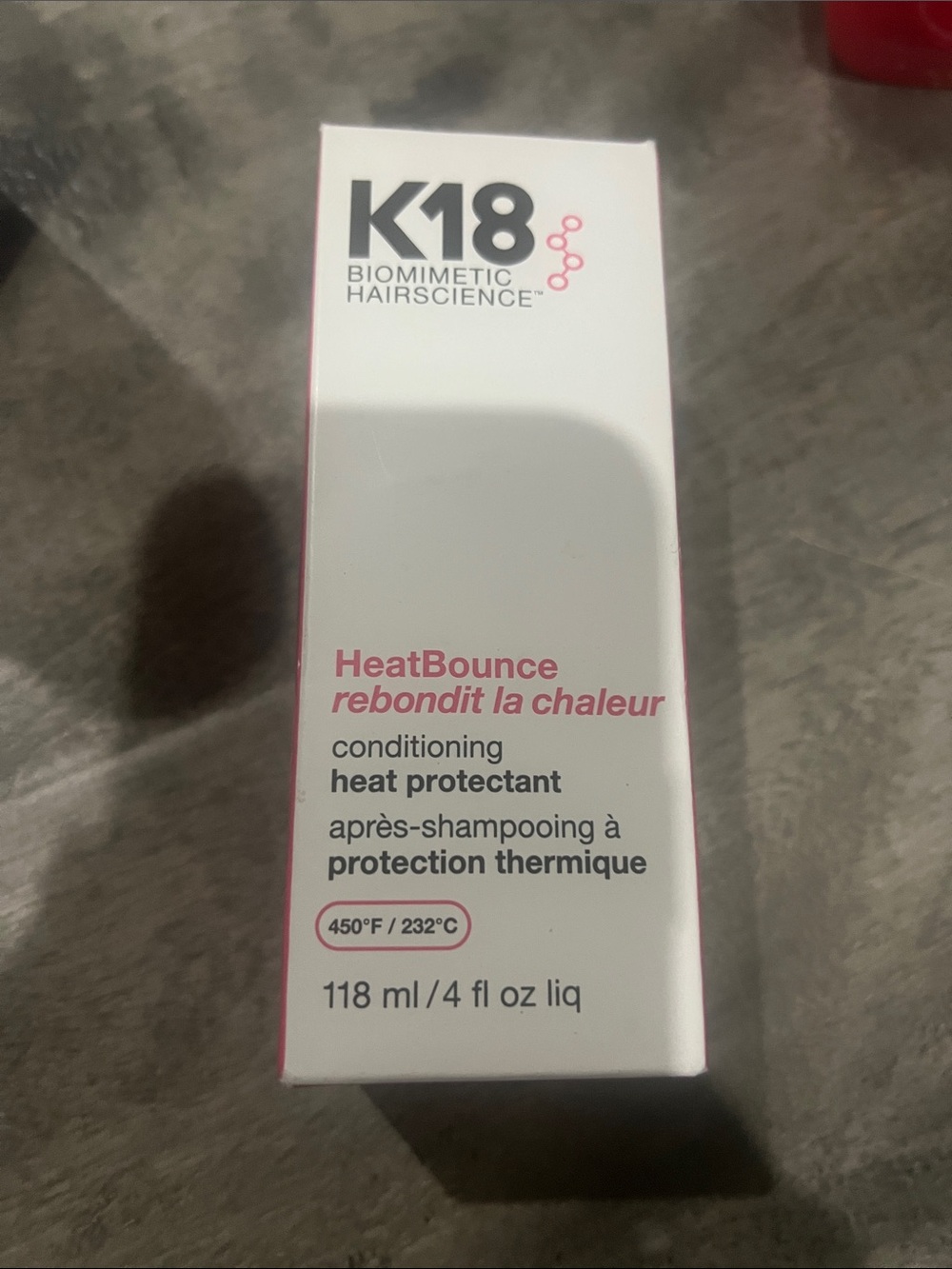 K18 HeatBounce Conditioning Heat Protectant — White/Pink